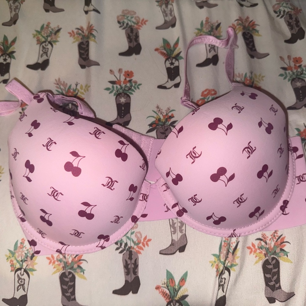 NWOT Juicy Couture push up Bra